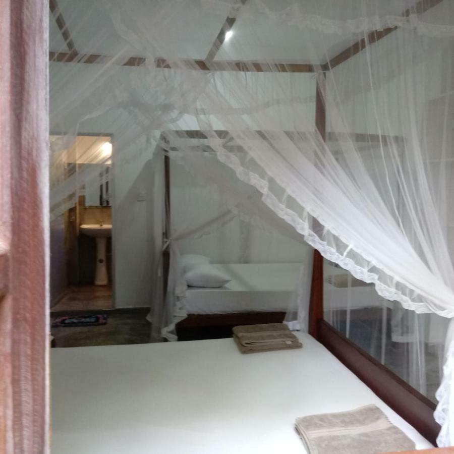 Unawatuna Backpacker Lodge Bagian luar foto